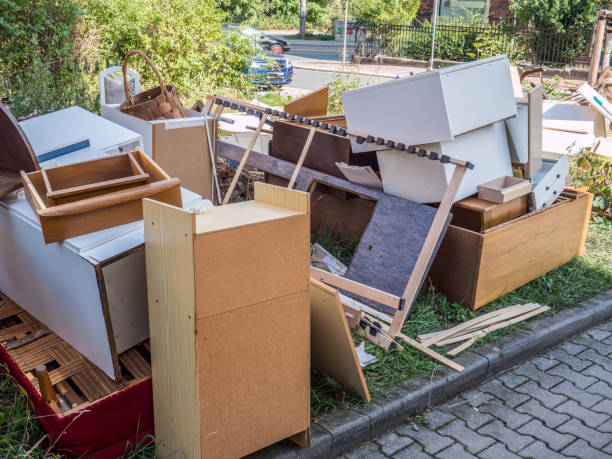 Best Property Management Cleanouts  in Parkland, WA